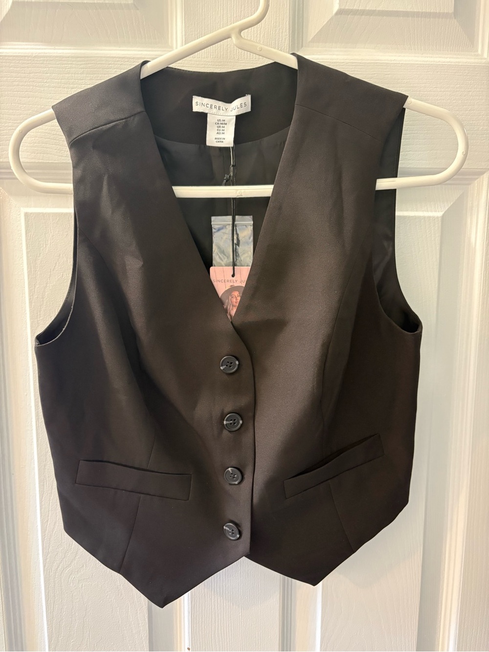 Sincerely Jules NWT Black Cropped Tailored Suit Vest Top M